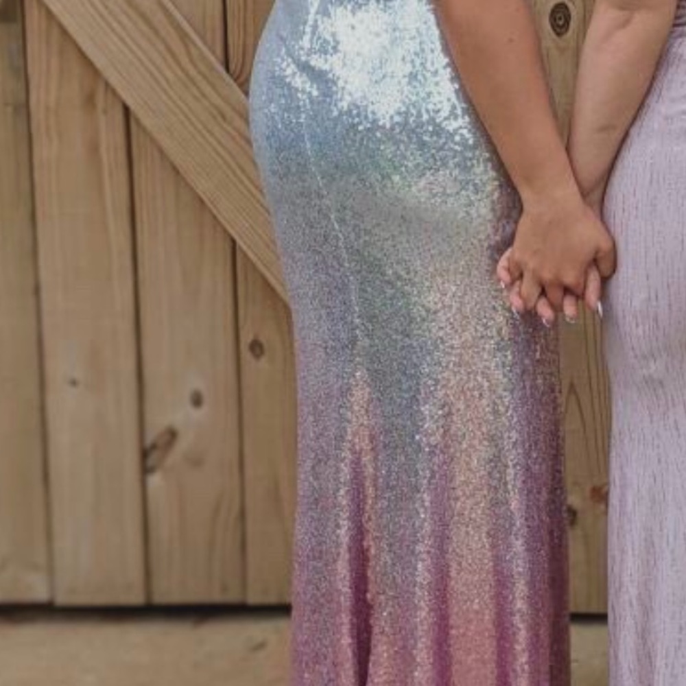 Prom dress - Picture 5 of 5